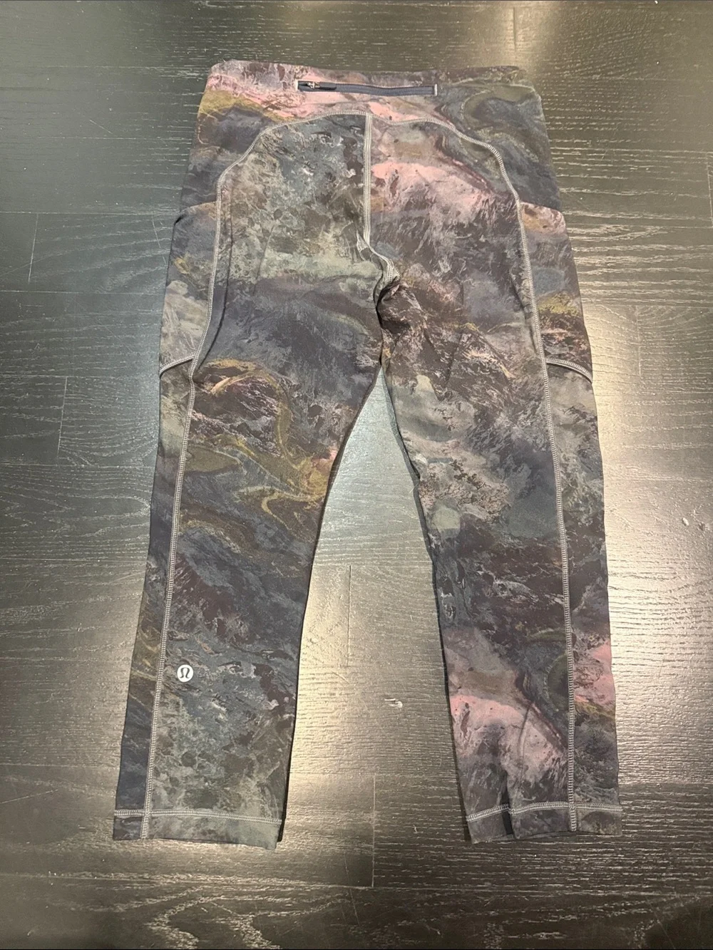 Lululemon RARE - Marble-Print Active Leggings - Pink & Gray